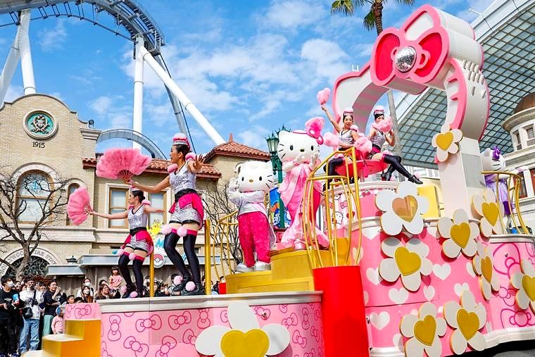 Hello Kitty float with dancers, NO LIMIT! Parade. Costume design by Cynthia Nordstrom